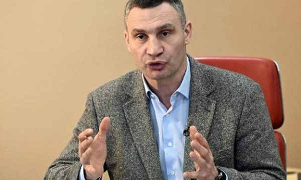“Nata do të jetë shumë e vështirë”, kryebashkiaku flet për gjendjen në Kiev