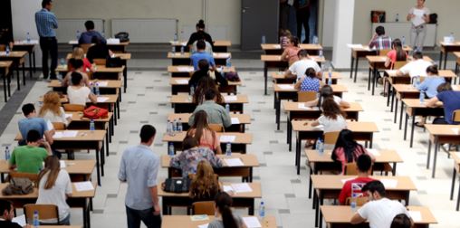 Sot mbi 19 mijë nxënës i nënshtrohen testit të maturës